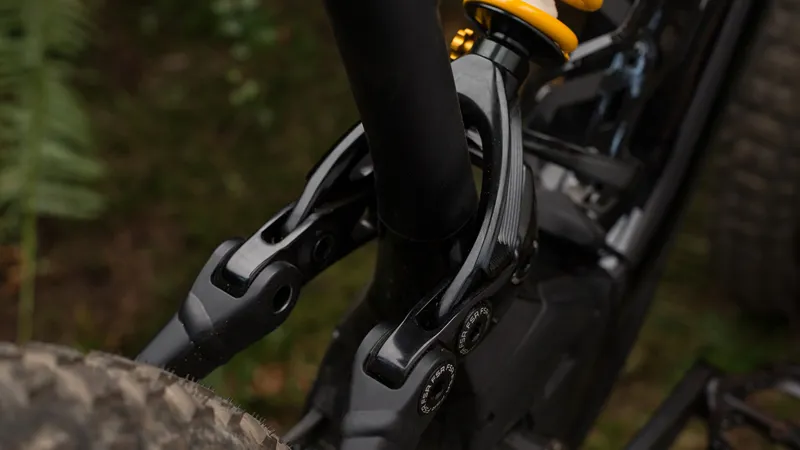 Specialized Turbo Kenevo Expert 6Fattie Electric Bike 2019 Gloss Black-4