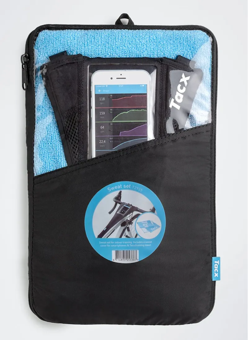 Tacx Sweat Set Towel and Smartphone Cover Black-1