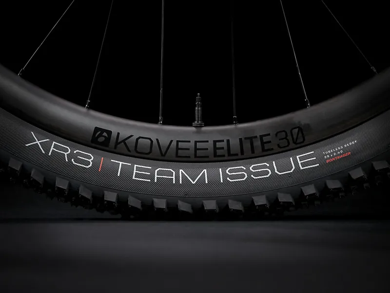 Trek Top Fuel 9.8 GX 29er Mountain Bike 2021 Matte Carbon/Gloss Black-10