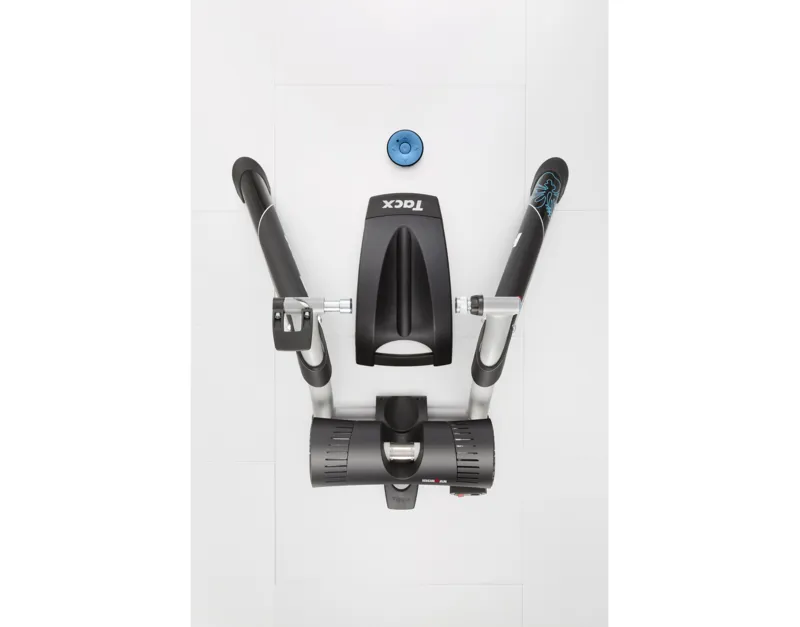 Tacx Ironman T2050 Indoor Trainer-2