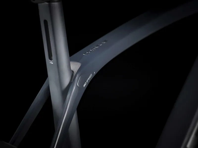 Trek Domane SL5 105 Disc Road Bike 2020 Matt Gloss/nautical Navy-7