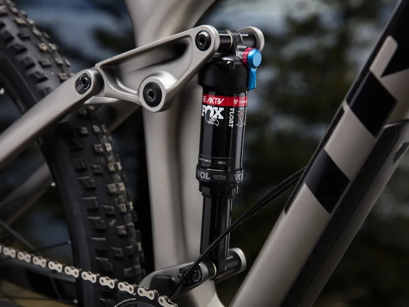 Trek Fuel EX 9.8 Eagle 29er Mountain Bike 2018 Gunmetal/Black-3