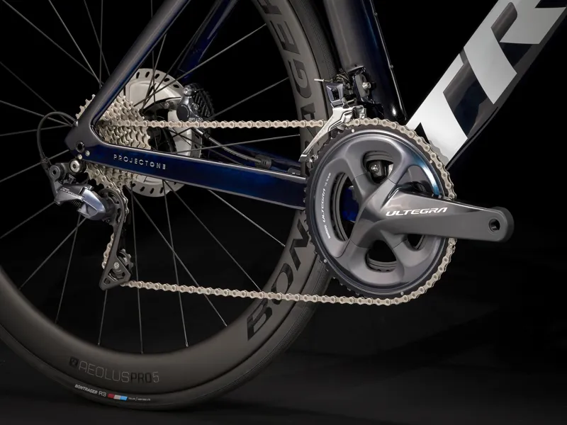 Trek Madone SLR 6 Disc Road Bike 2021 Navy Carbon Smoke/Viper Red -9