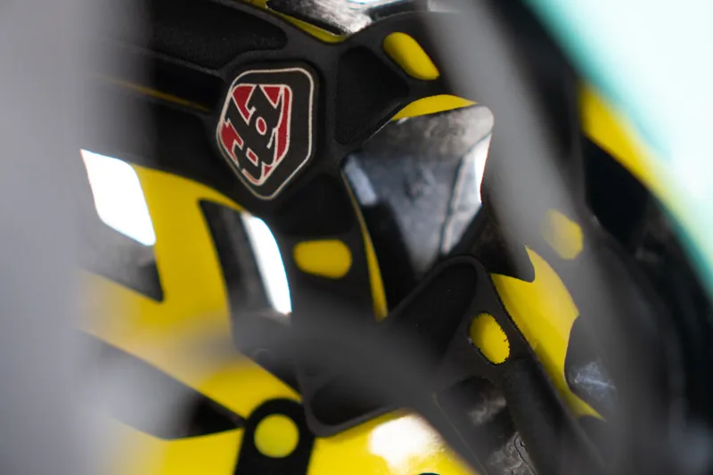 Troy Lee Designs A1 Mips Helmet Classic Dark Grey/Aqua-5