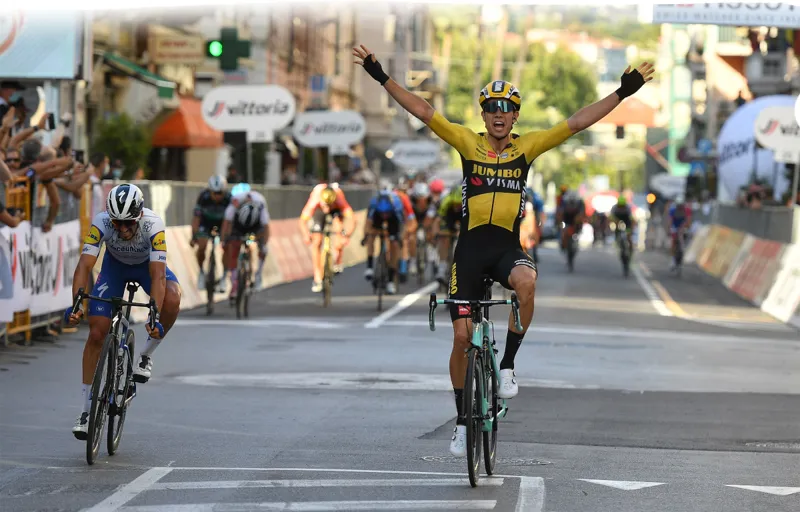 Vittoria Corsa G2.0 Folding Clincher 700c Road Tyre Black/Black-2