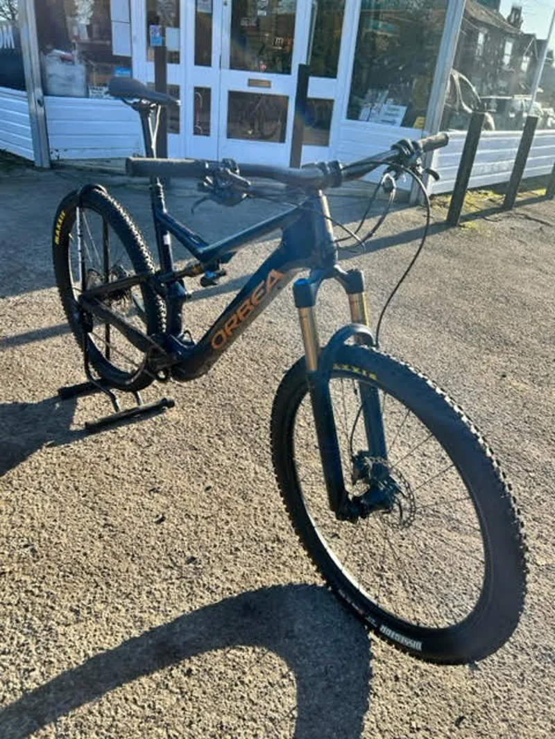 EX DEMO Orbea Rise M10 XL Electric Bike 2021 Coal Blue/Red Gold-1