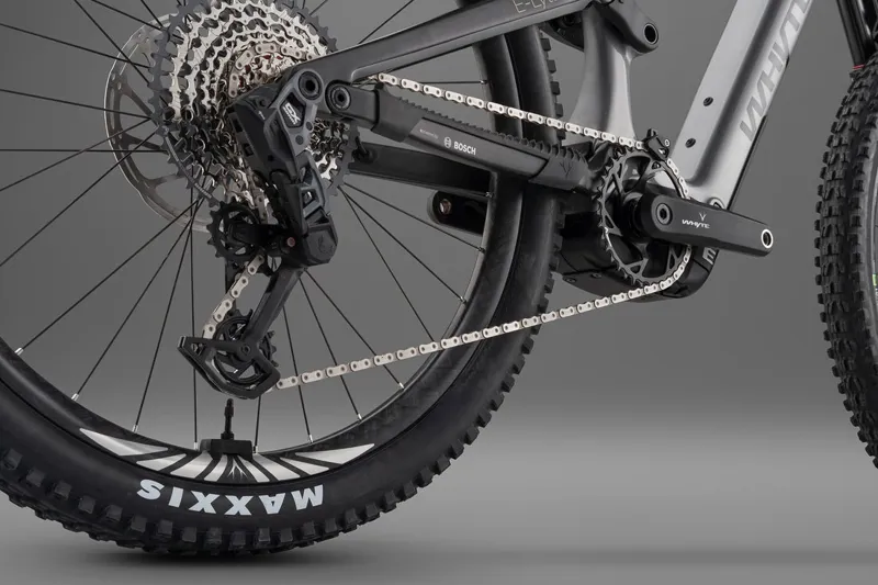 Whyte E-Lyte 150 RSX Electric Bike 2024 Gloss Silver/Matt UD Carbon-2