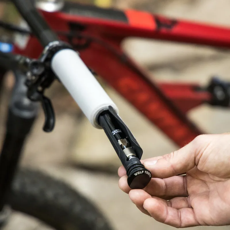 Wolf Tooth Encase System Bar Kit-9