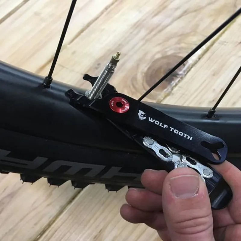 Wolf Tooth Pack Pliers Nickel Plated Master Link Multi Tool Black-1